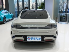 起步21.59万！内外兼修的小米SU7究竟有何亮点？