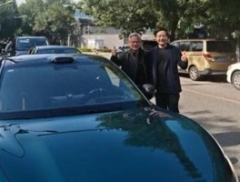 黄仁勋称想买小米汽车，自认识雷军就知其会非凡成功