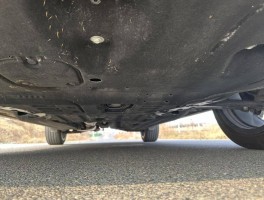 2025款北京现代胜达深度评测：智能四驱脱困能力实测，油耗表现究竟如何？