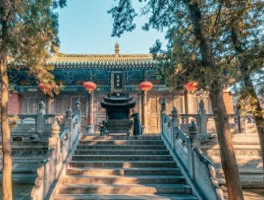 释永信究竟是怎样的人？引发众人好奇与探究