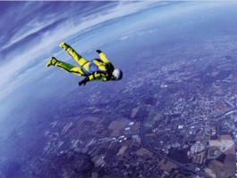 去哪儿网成立太空事业部，新增太空跳伞等新奇产品
