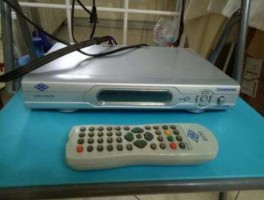 电视屏幕显示无信号？试试这几步找回画面