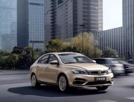 冠军家轿之争：全新帝豪与荣威i5，揭晓俘获用户的真实门槛