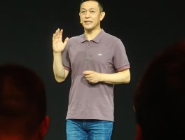 乐道L90混战大三排SUV！李斌：纯电临界点来了？