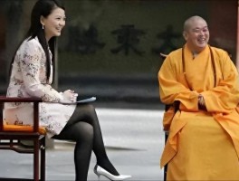 释永信被调查后 李湘17年前黑丝短裙照为何疯传？细节惊人