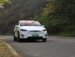 实测特斯拉到底有多牛？这10大新功能你一定要看