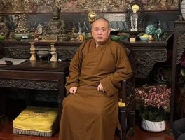 释永信让少林寺年赚上亿，豪车接送却称月薪仅七百？