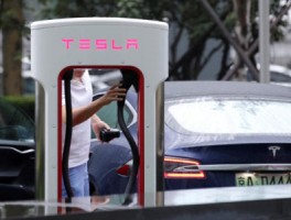 特斯拉在华遇冷10月销量仅211辆，究竟咋回事？