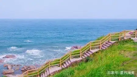 新疆薰衣草旅游_新疆夏季旅游攻略_7-8月份避暑最佳地方