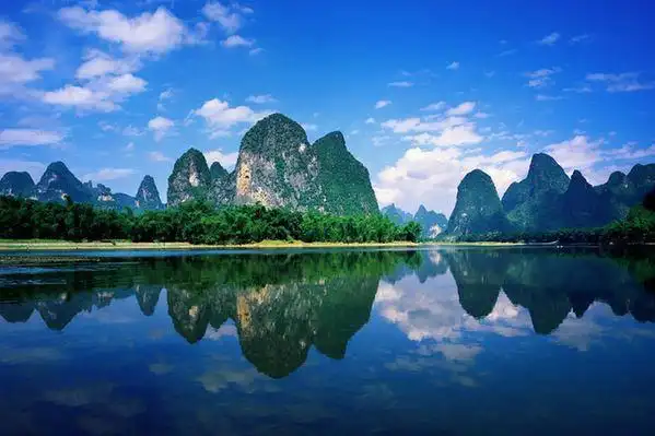 暑假适合带孩子旅游的地方_消暑目的地推荐_夏日亲子游
