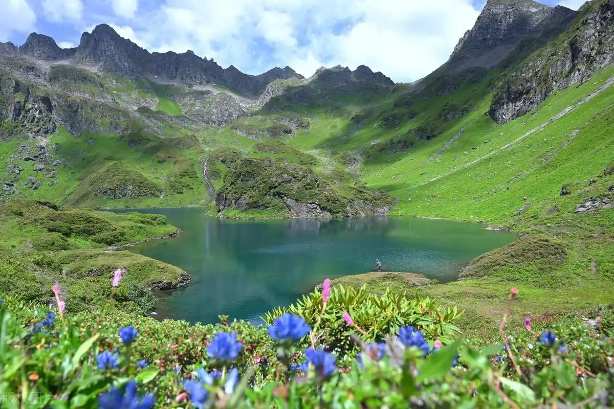 夏日旅行目的地_云南普者黑夏季旅游_夏天穷游必去10个地方