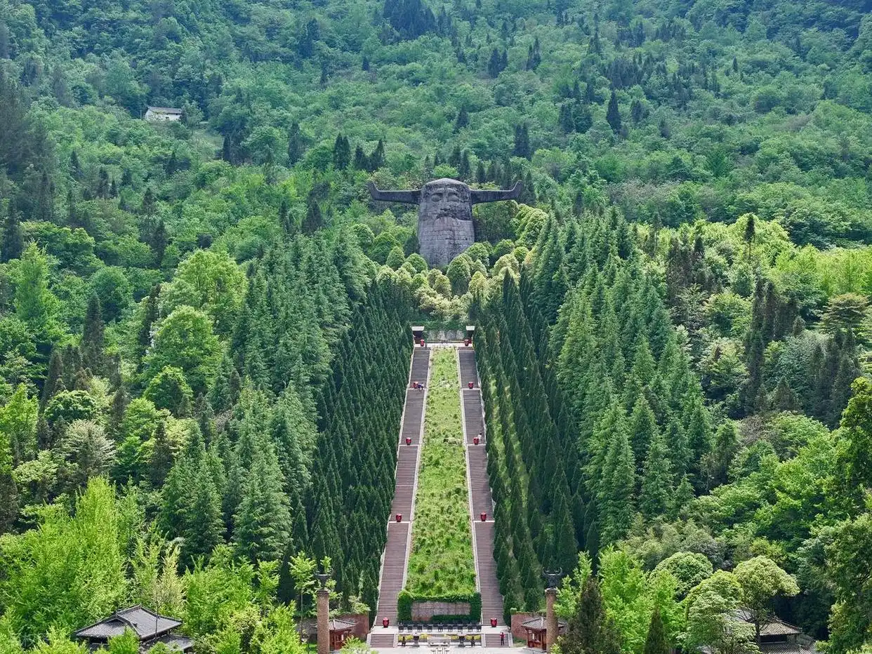 避暑胜地推荐_7-8月份避暑最佳地方_夏季避暑旅居地