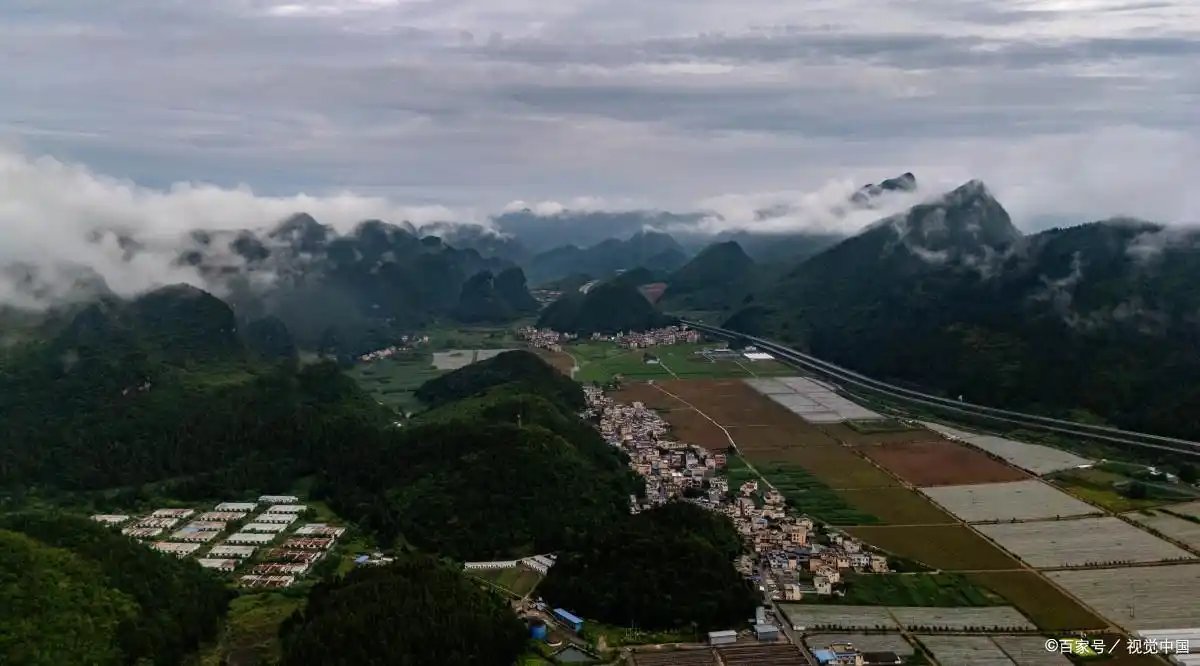 青岛夏日旅游攻略_大理古城亲子游_暑假适合带孩子旅游的地方
