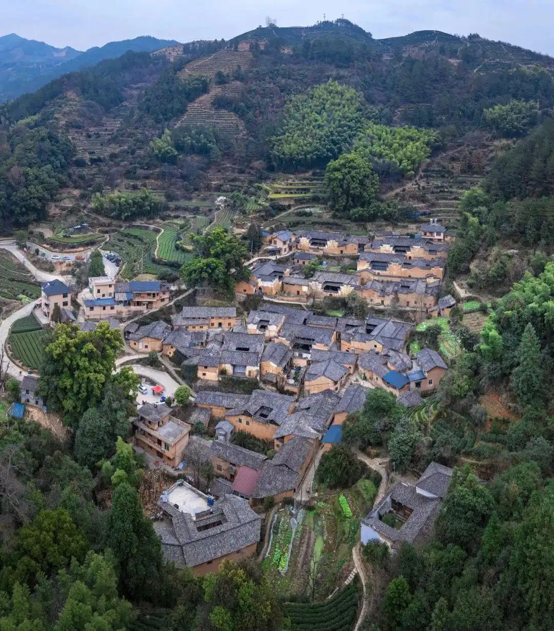 7-8月份避暑最佳地方_贵州六盘水避暑胜地_云南沙溪古镇