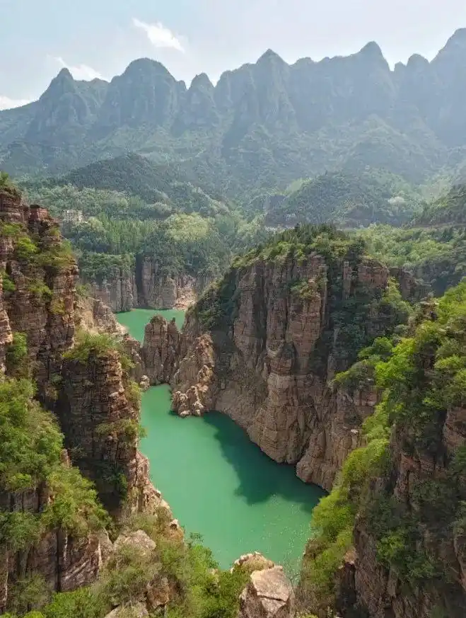 夏天穷游必去10个地方_中国避暑旅游胜地_暑期避暑圣地