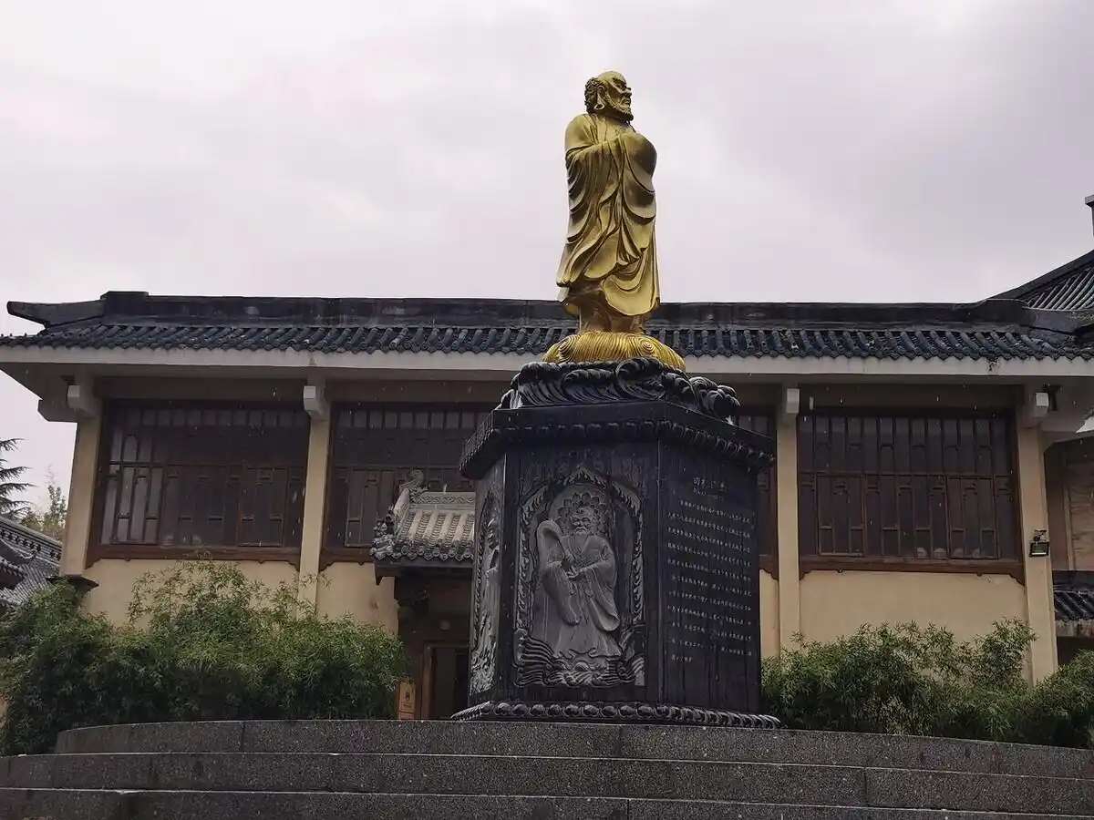 释永信到底是怎样的人_释永信涉嫌刑事犯罪与严重违反佛教戒律调查_少林寺住持释永信涉嫌挪用侵占项目资金与寺院资产