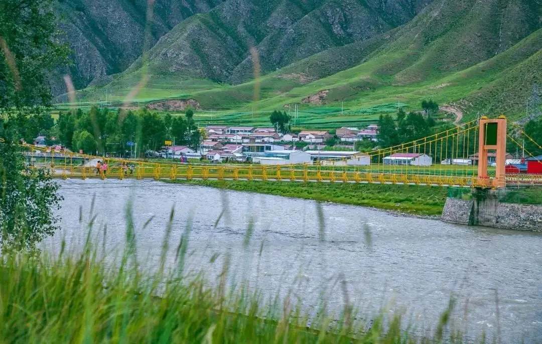 中国凉都六盘水夏季旅游攻略_逃离酷暑的清凉避暑地_7-8月份避暑最佳地方