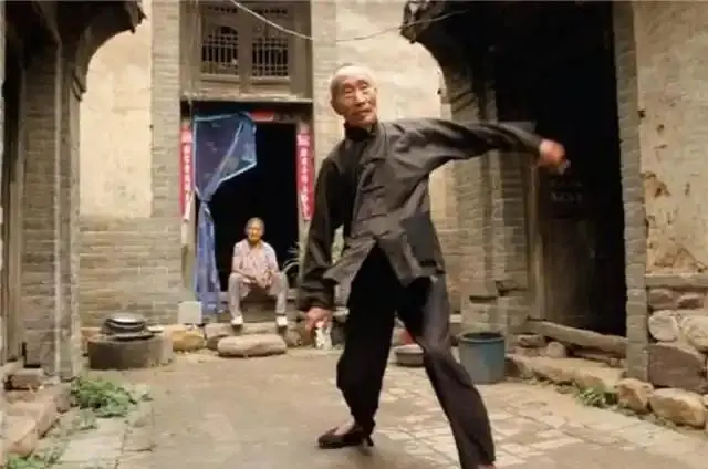 释永信武功水平_释小龙释永信师徒关系_释永信到底是怎样的人