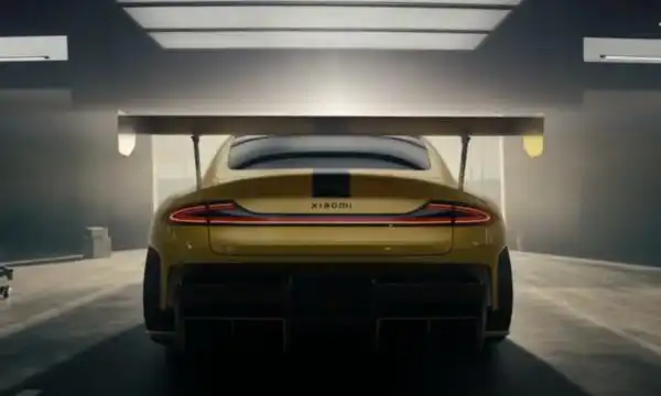 纽北最快四门电车_小米su7_小米SU7 Ultra原型车