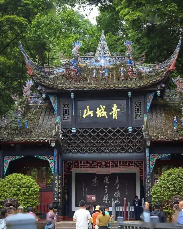 暑假适合带孩子旅游的地方_暑期避暑亲子游目的地_甘肃甘南高原童话世界