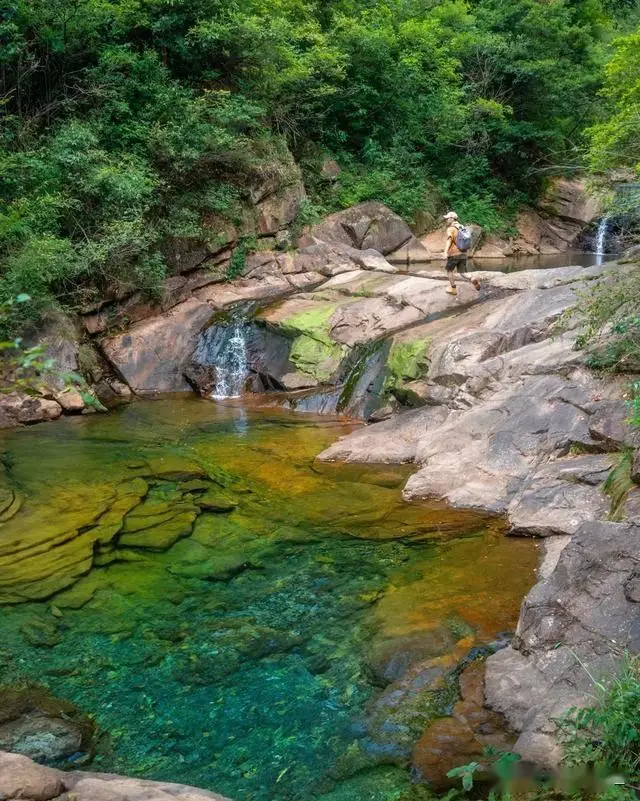 暑期避暑亲子游目的地_暑假适合带孩子旅游的地方_甘肃甘南高原童话世界