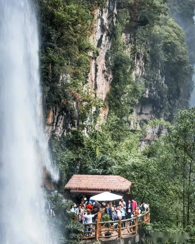甘肃甘南高原童话世界_暑期避暑亲子游目的地_暑假适合带孩子旅游的地方