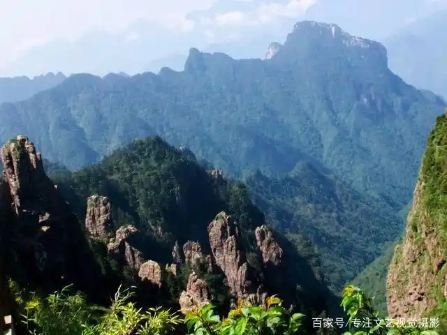 雨崩徒步路线攻略_7-8月份避暑最佳地方_避暑胜地云南香格里拉旅游攻略