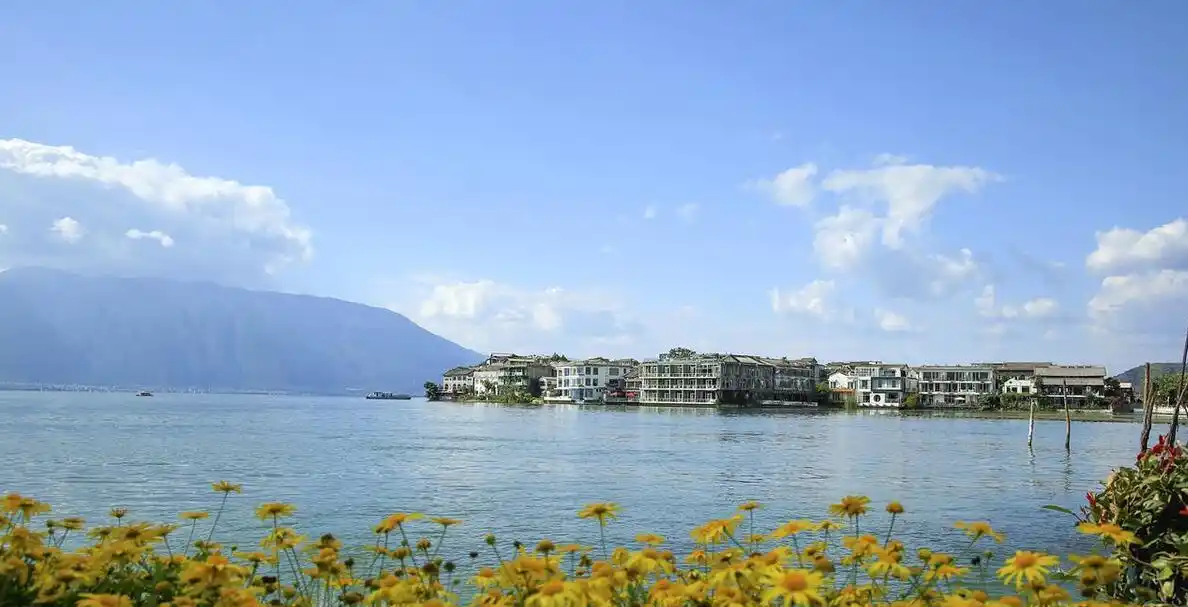 7-8月最佳旅行目的地_夏季避暑旅行地推荐_7-8月份避暑最佳地方