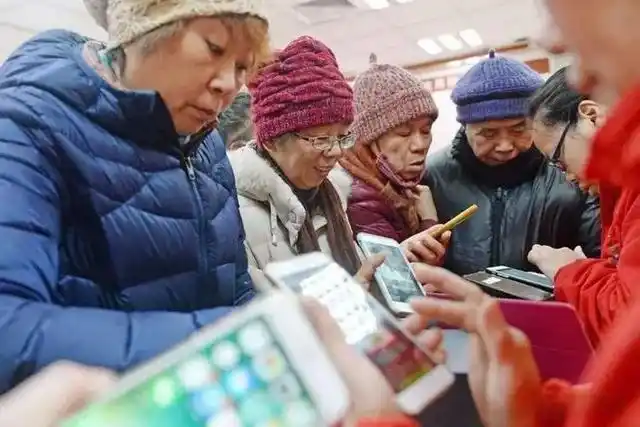 鸿蒙系统5G市场竞争力_鸿蒙_华为鸿蒙操作系统200亿投资