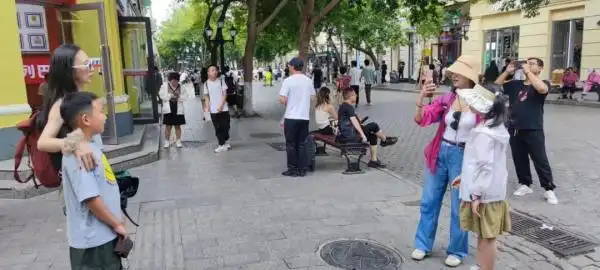 哈尔滨避暑旅游_7-8月份避暑最佳地方_哈尔滨夏季美食攻略